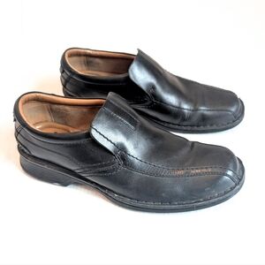 CLARKS Men's Black Leather Slip-On Dress Shoes Size 9.5